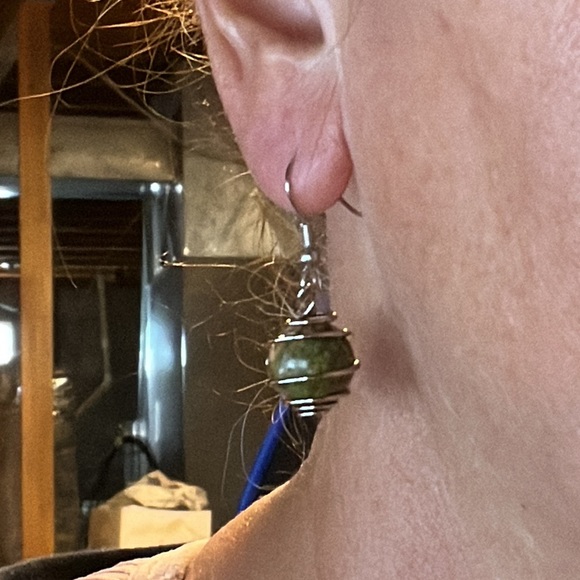 22136 Unakite Jasper Earrings - Picture 3 of 4